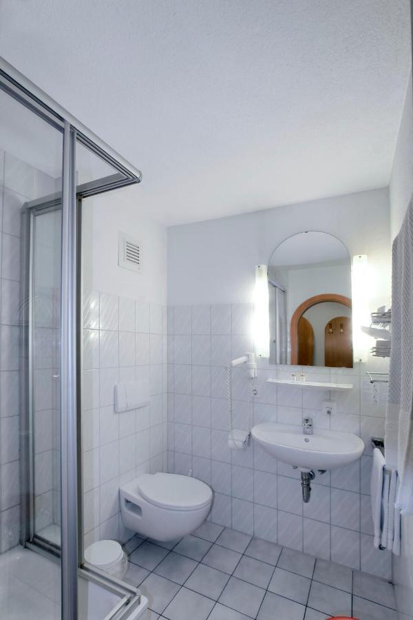 Landgasthaus Hotel Maien Rheinfelden  Zimmer foto